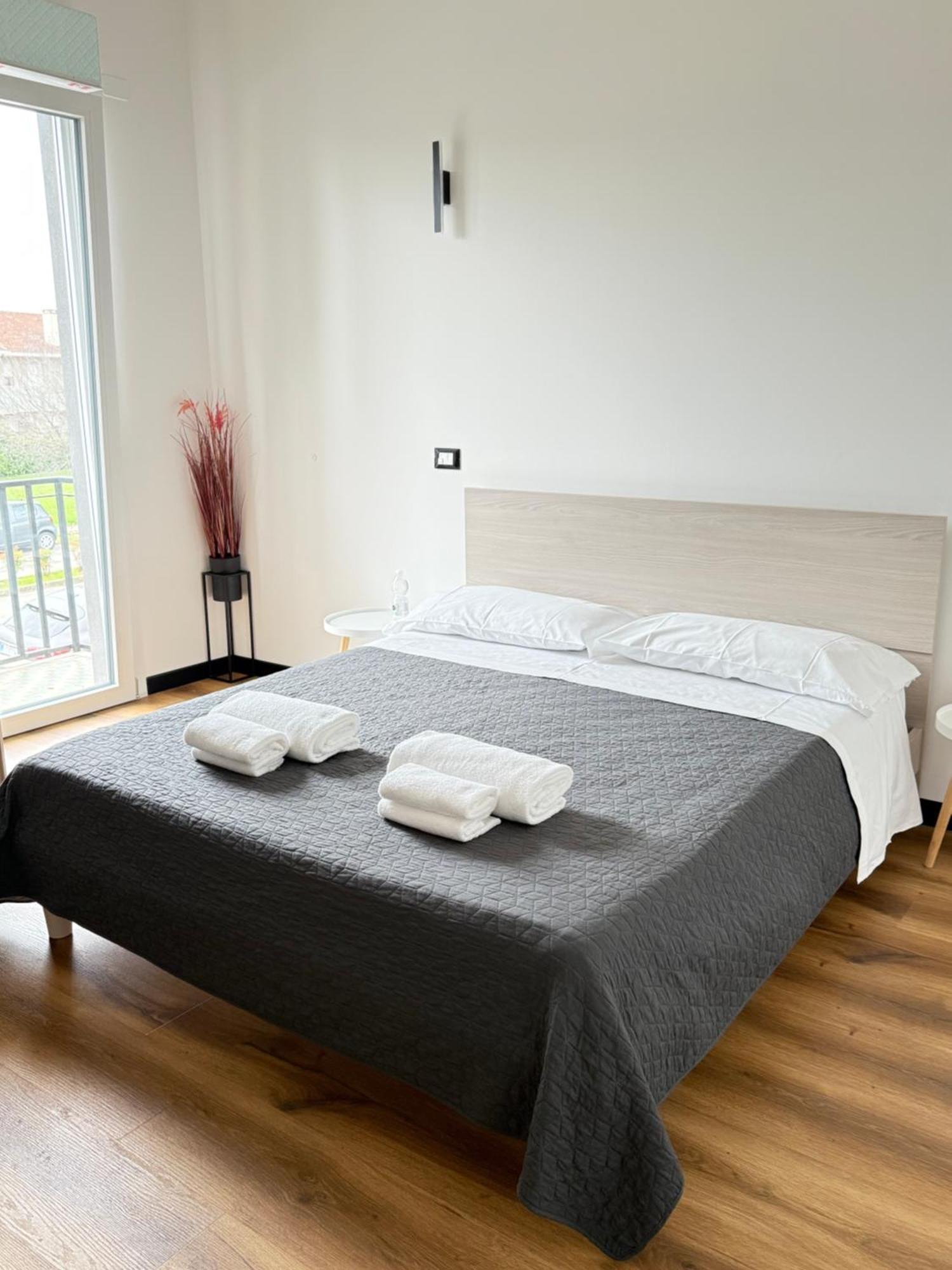 Готель Infinity House - Eleganza Moderna Tra Treviso E Venezia Casier Екстер'єр фото