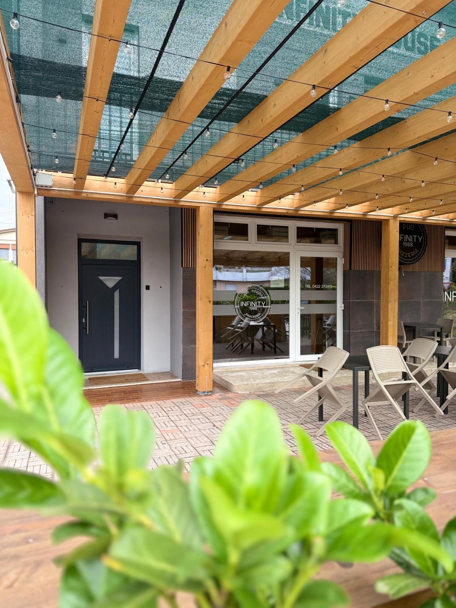 Готель Infinity House - Eleganza Moderna Tra Treviso E Venezia Casier Екстер'єр фото